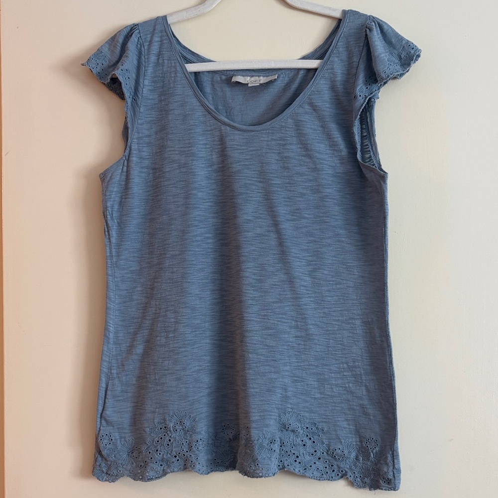 3 for $25! LOFT Blue Short Cap Sleeve Tee with Embroidered Detail,‎ size M